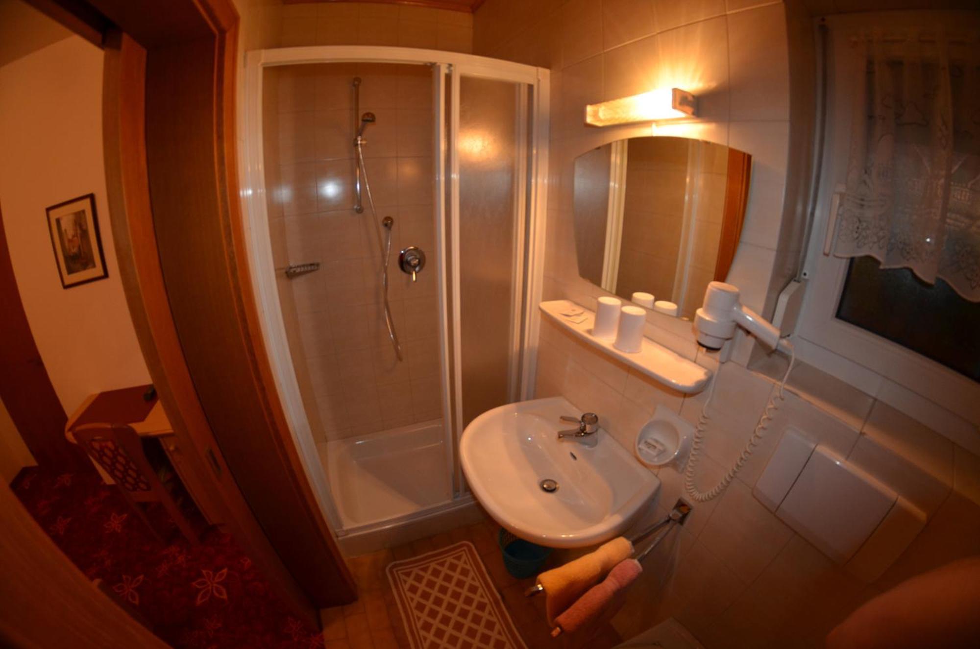 Garni Ossi Bed & Breakfast Santa Cristina Val Gardena Room photo